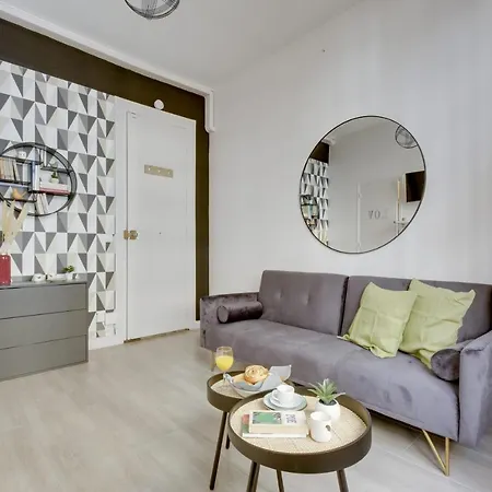 Bright Charming Modern Studio By Dreamy Canal St Martin 10eme Metro Goncourt