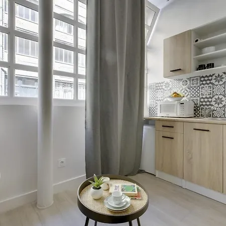 Apartment Bright Charming Modern Studio By Dreamy Canal St Martin 10eme Metro Goncourt *